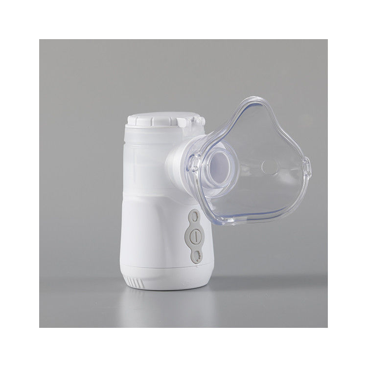 Nebulizer θεραπείας αερολύματος 3.6μm ενήλικα ABS ΣΥΝΕΧΟΥΣ δύναμης PP μηχανών για το κρύο